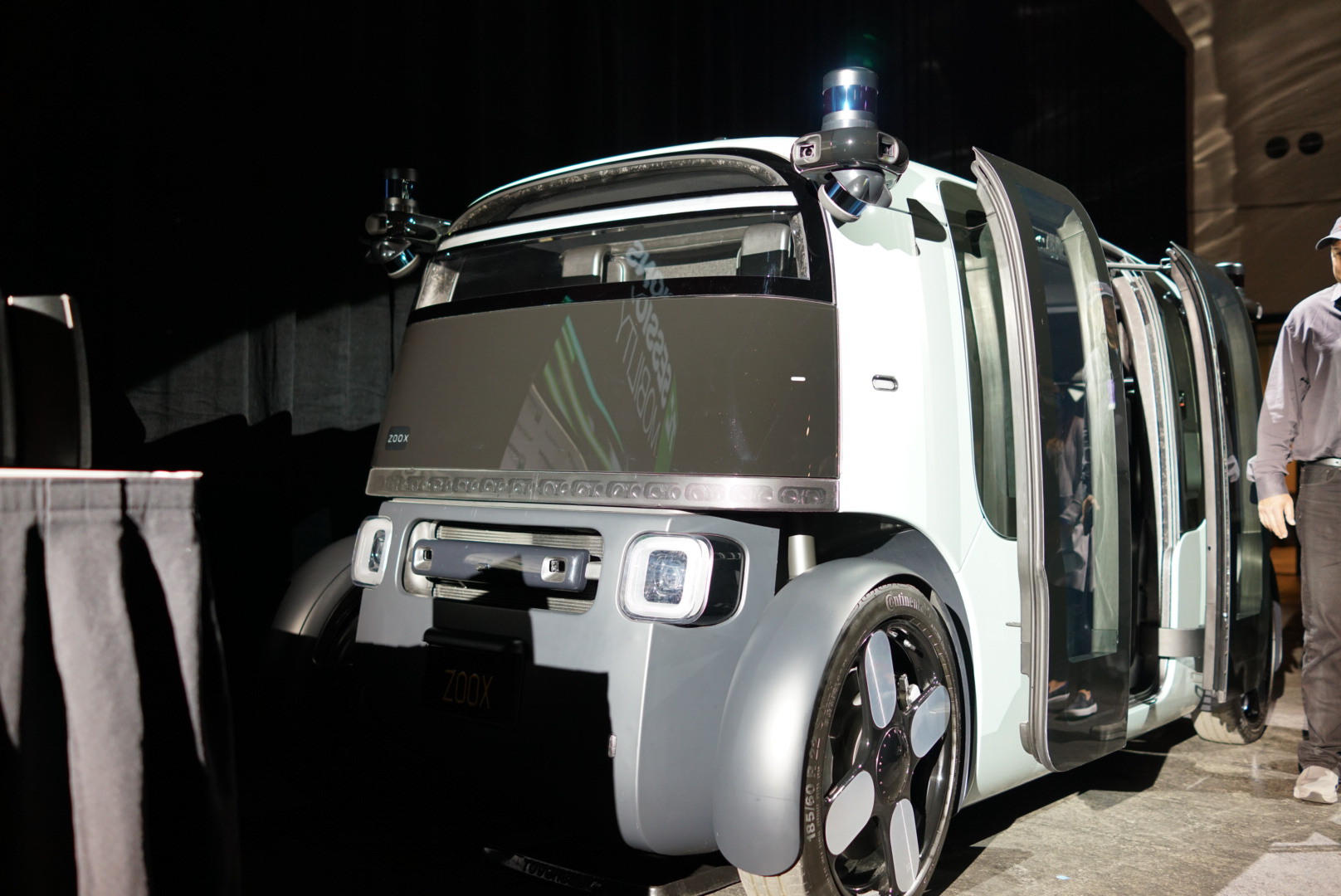 Zoox autonomous driving vehicle
