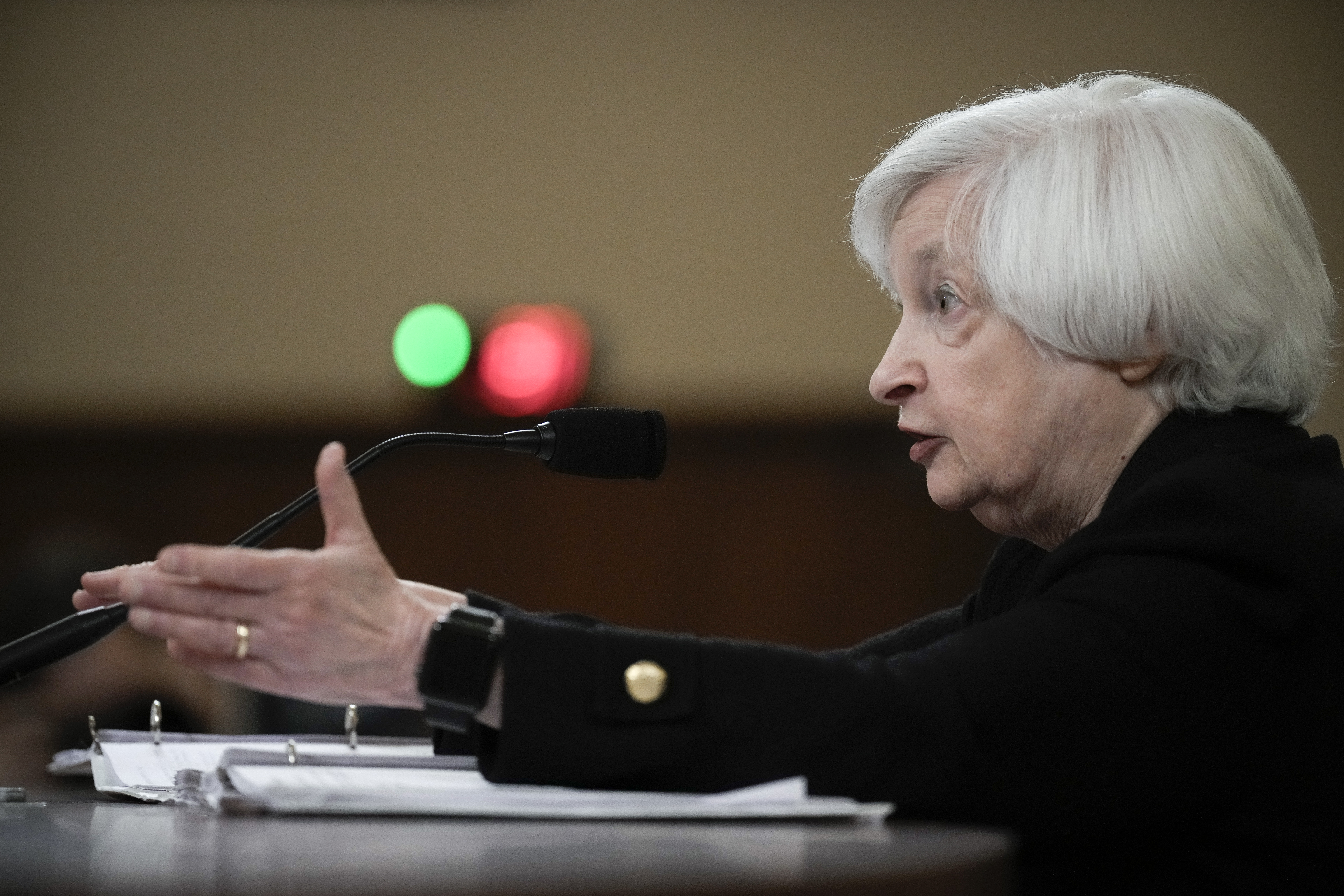 Yellen says gov't concerned about Silicon Valley Bank depositors but dismisses bailout