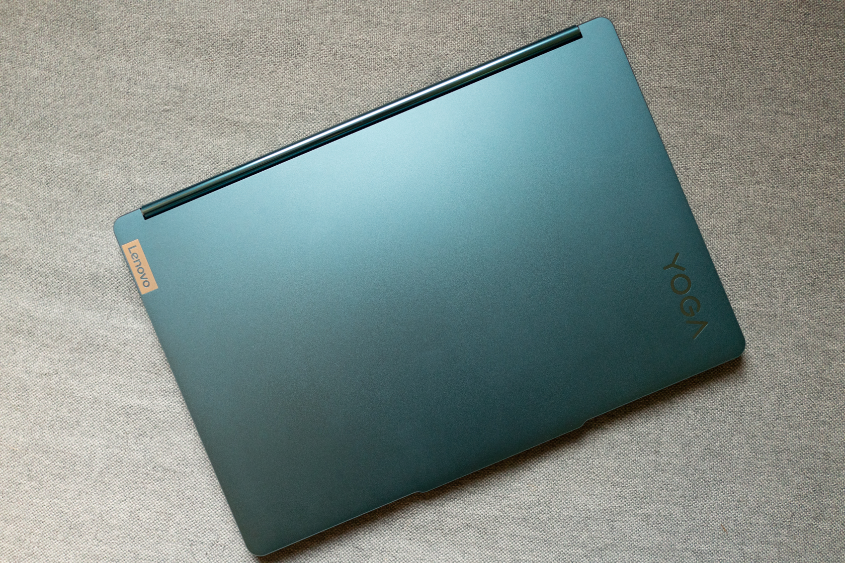 Lenovo Yoga Book 9i