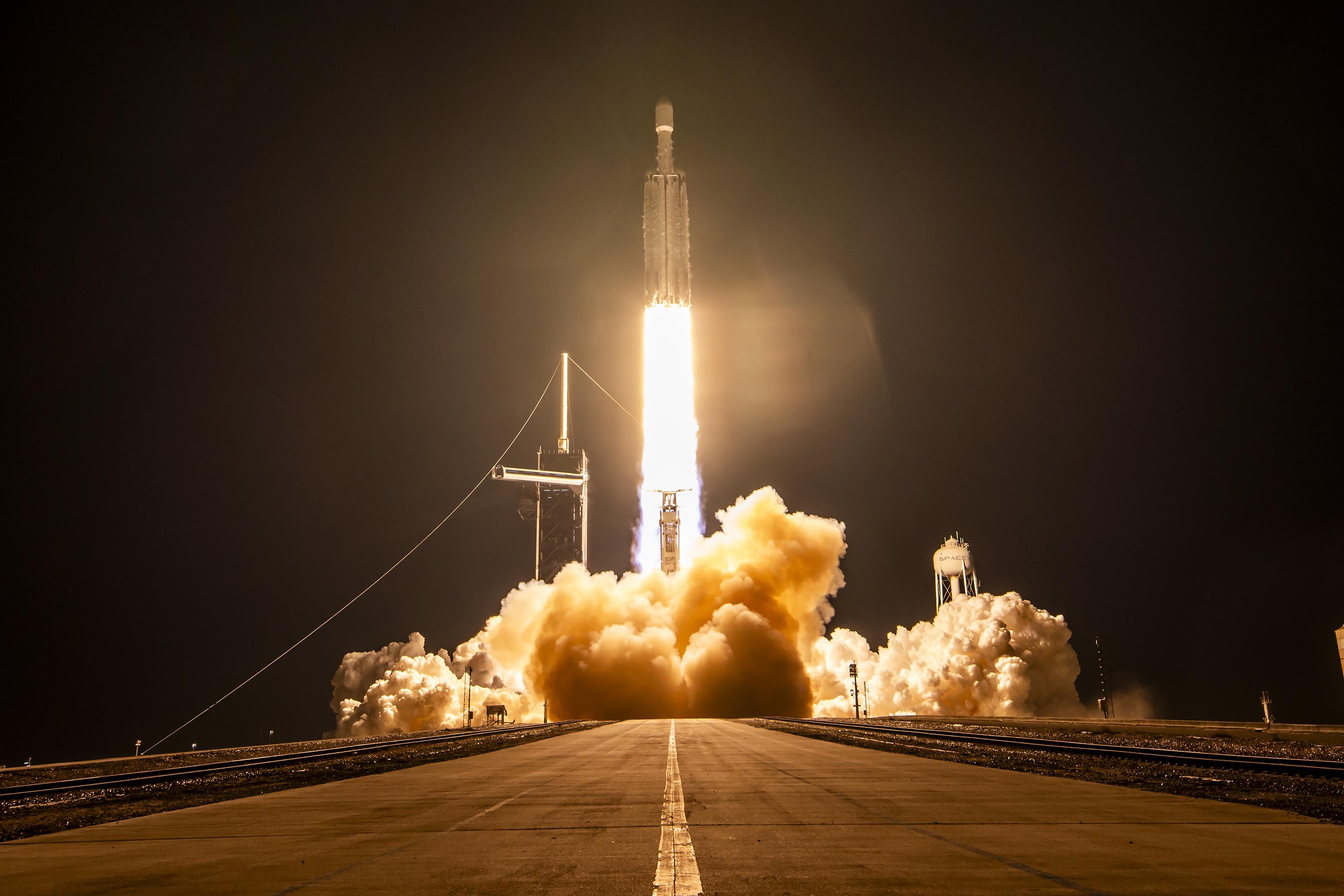 USSF-52 X-37B spaceplane at liftoff