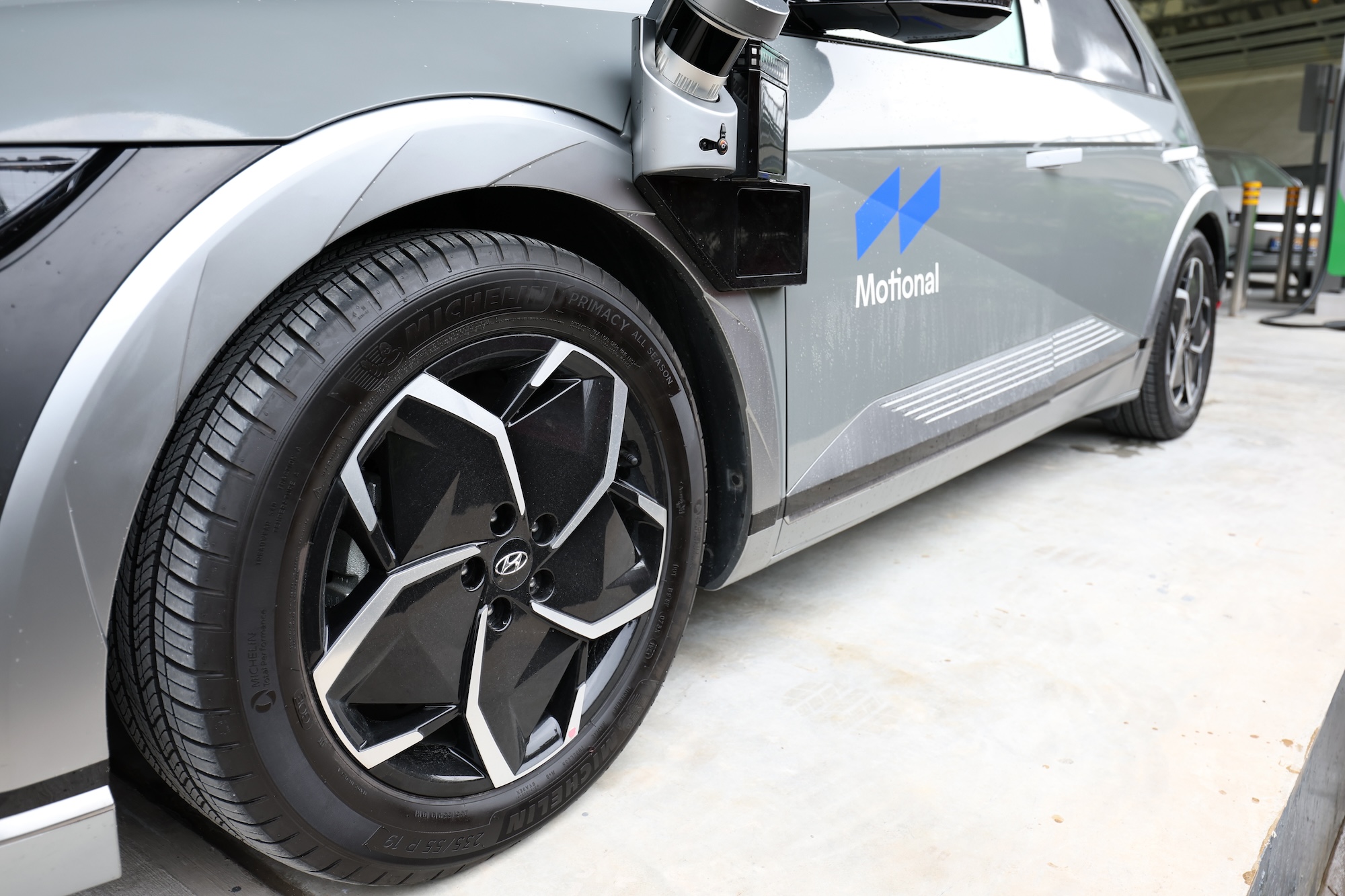 Hyundai-Morional robotaxi facility