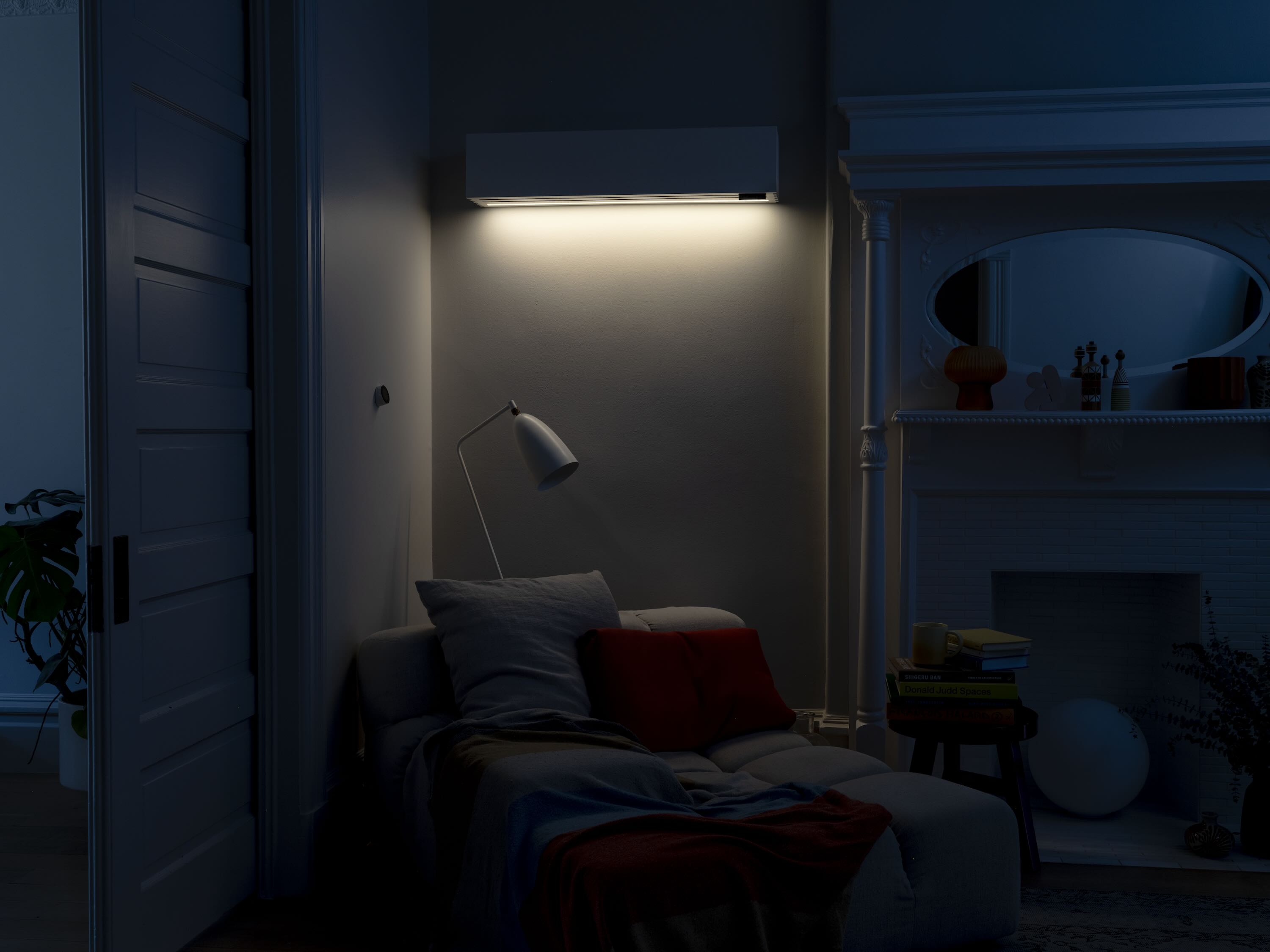 Quilt heat pump serves as a nightlight.