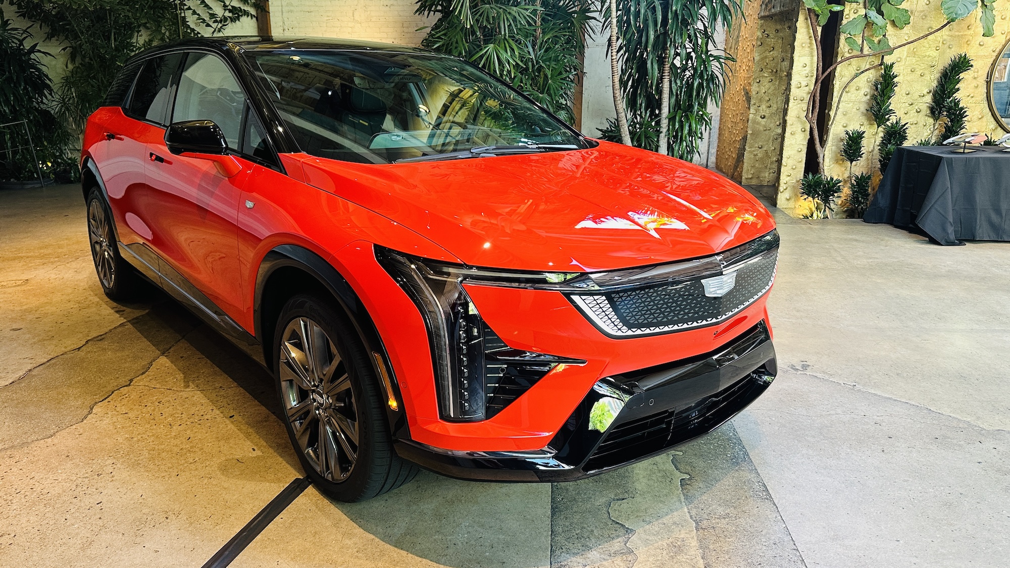 cadillac-optiq-EV