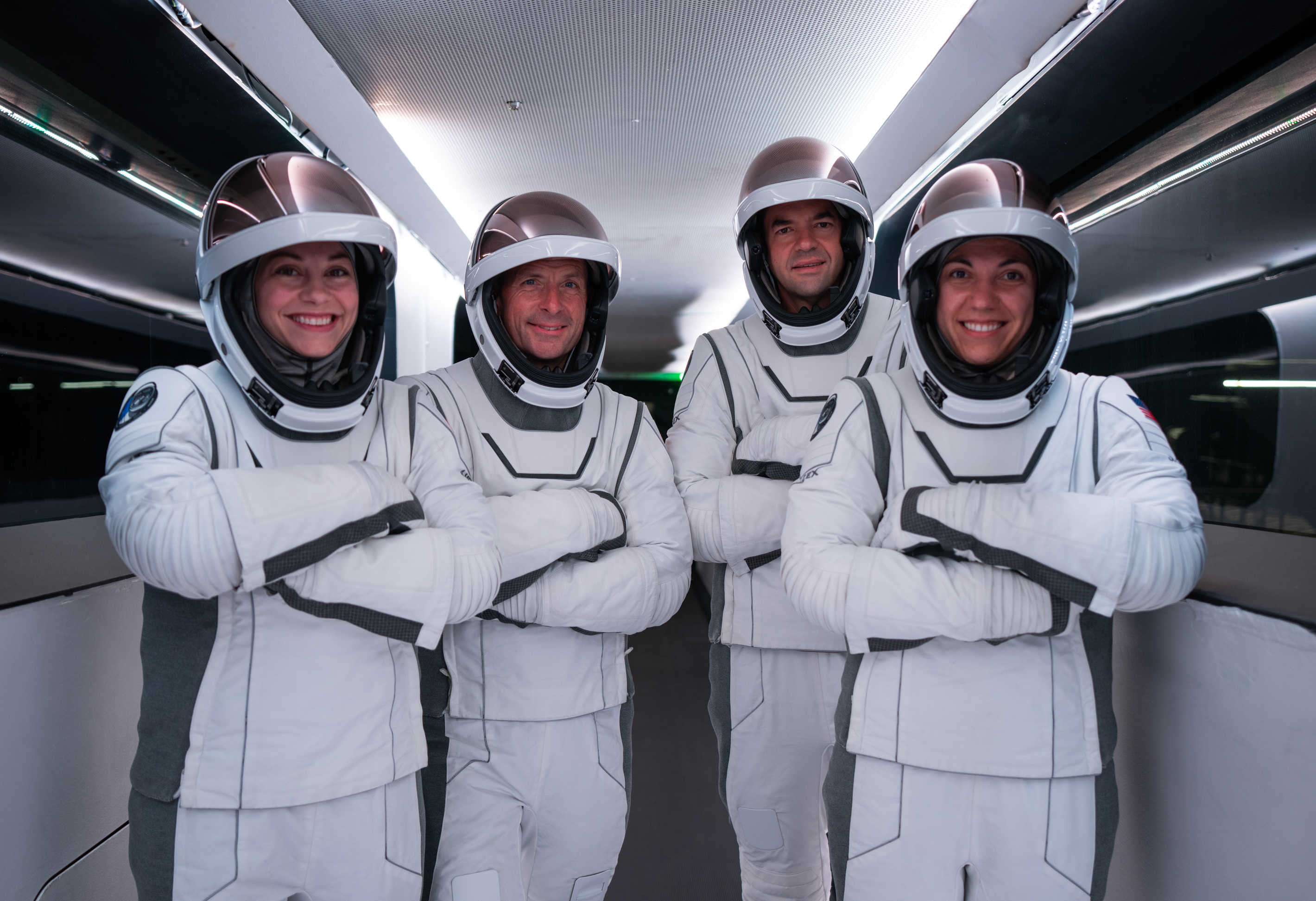 Polaris Dawn crew suited up