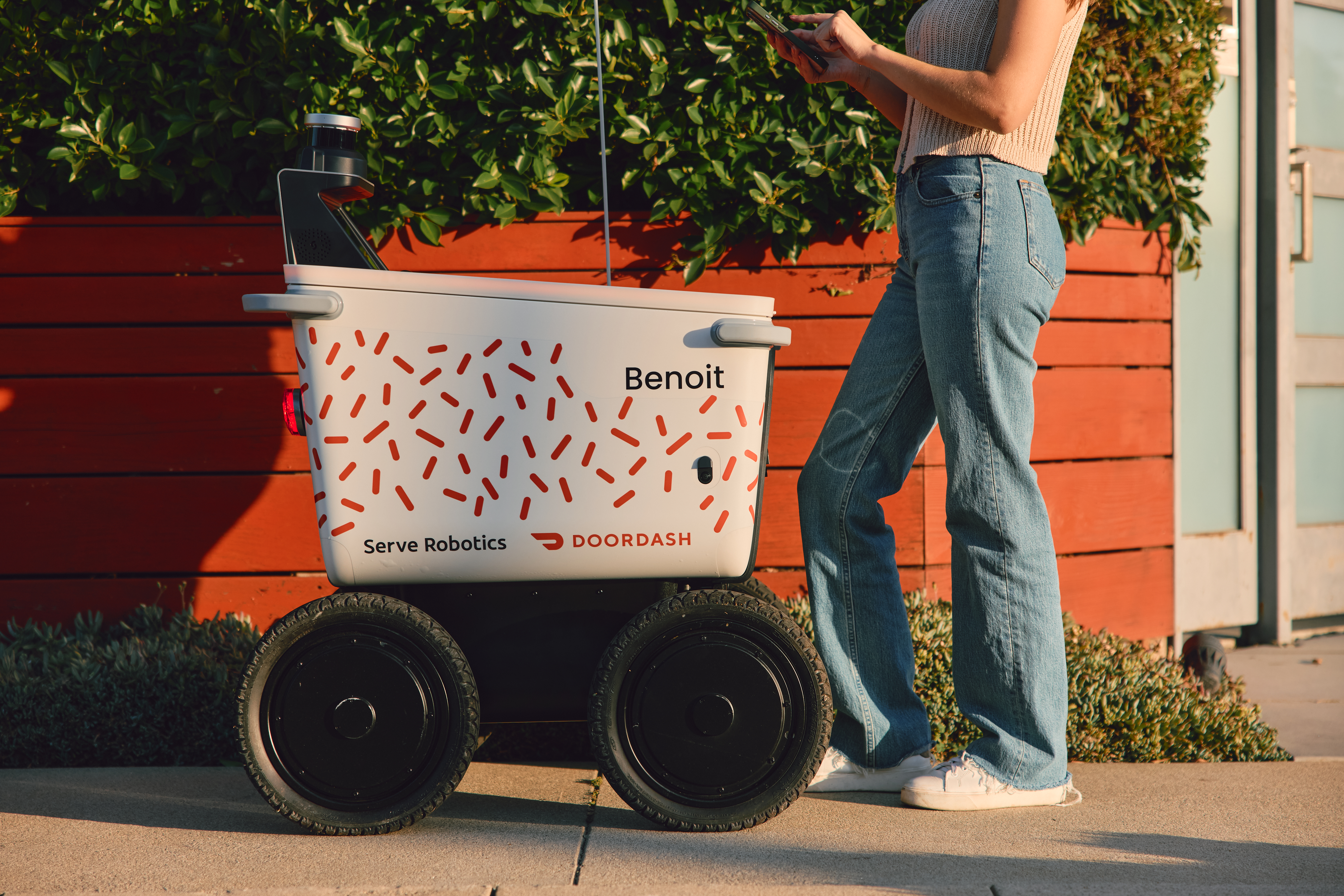 Serve Robotics