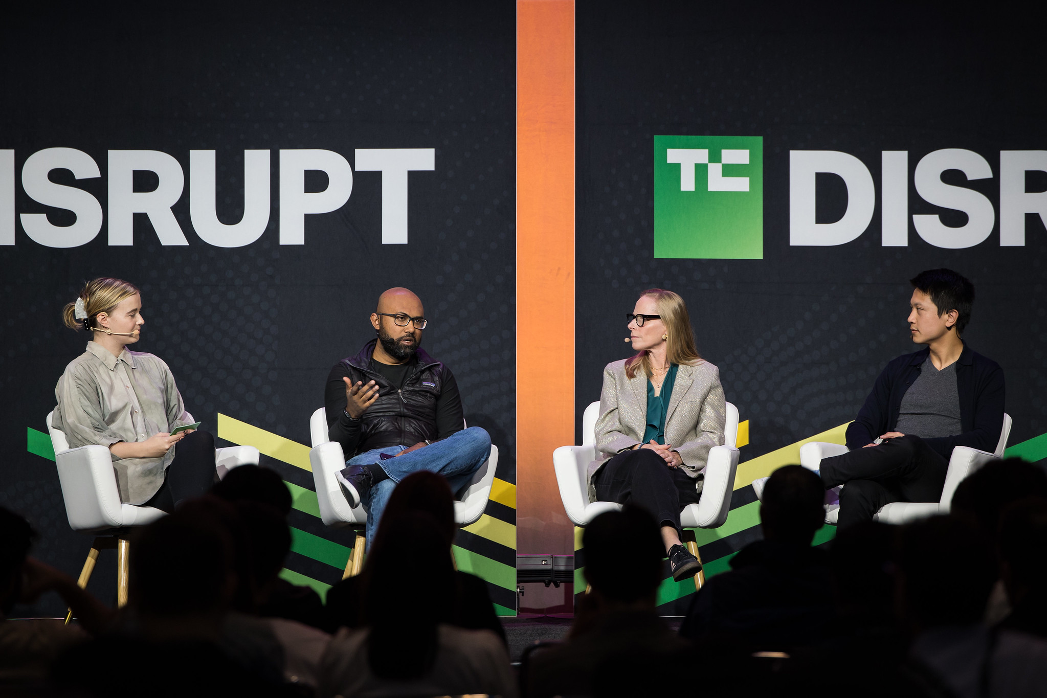 late stage fundraising, startups, growth equity