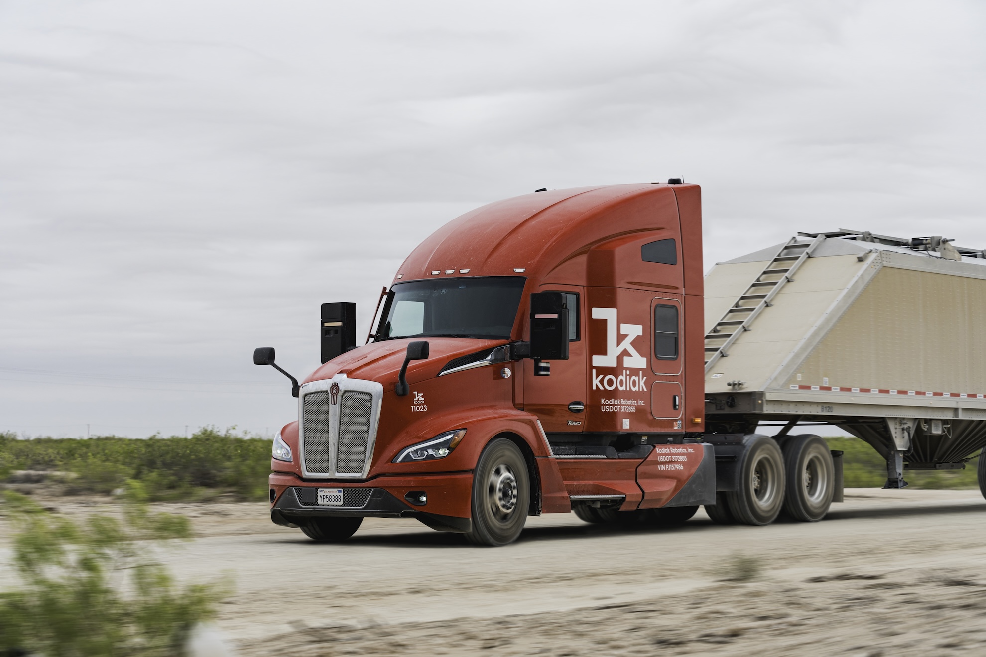 Kodiak self-driving trucks at customer Atlas Energy's location in the Permian Basin.