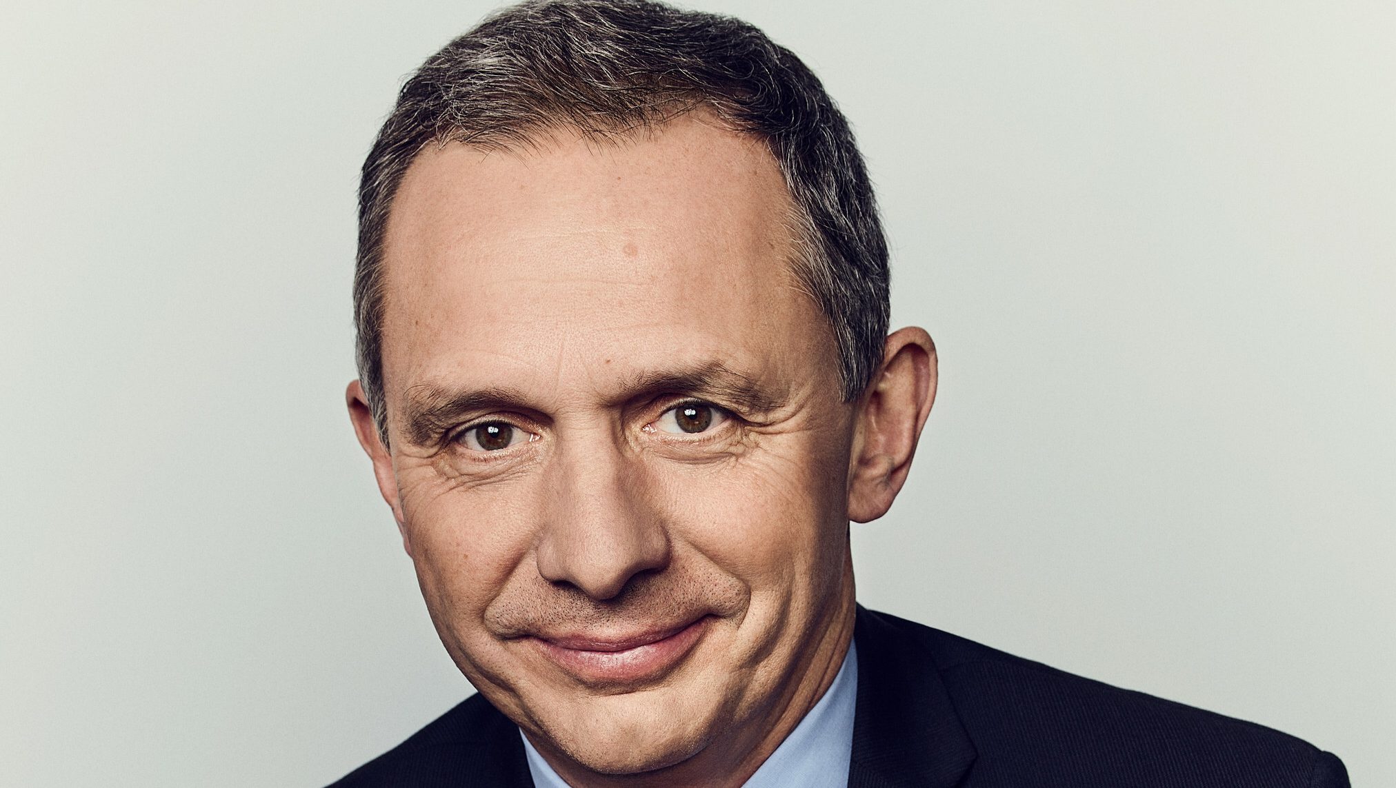 Enrique Lores