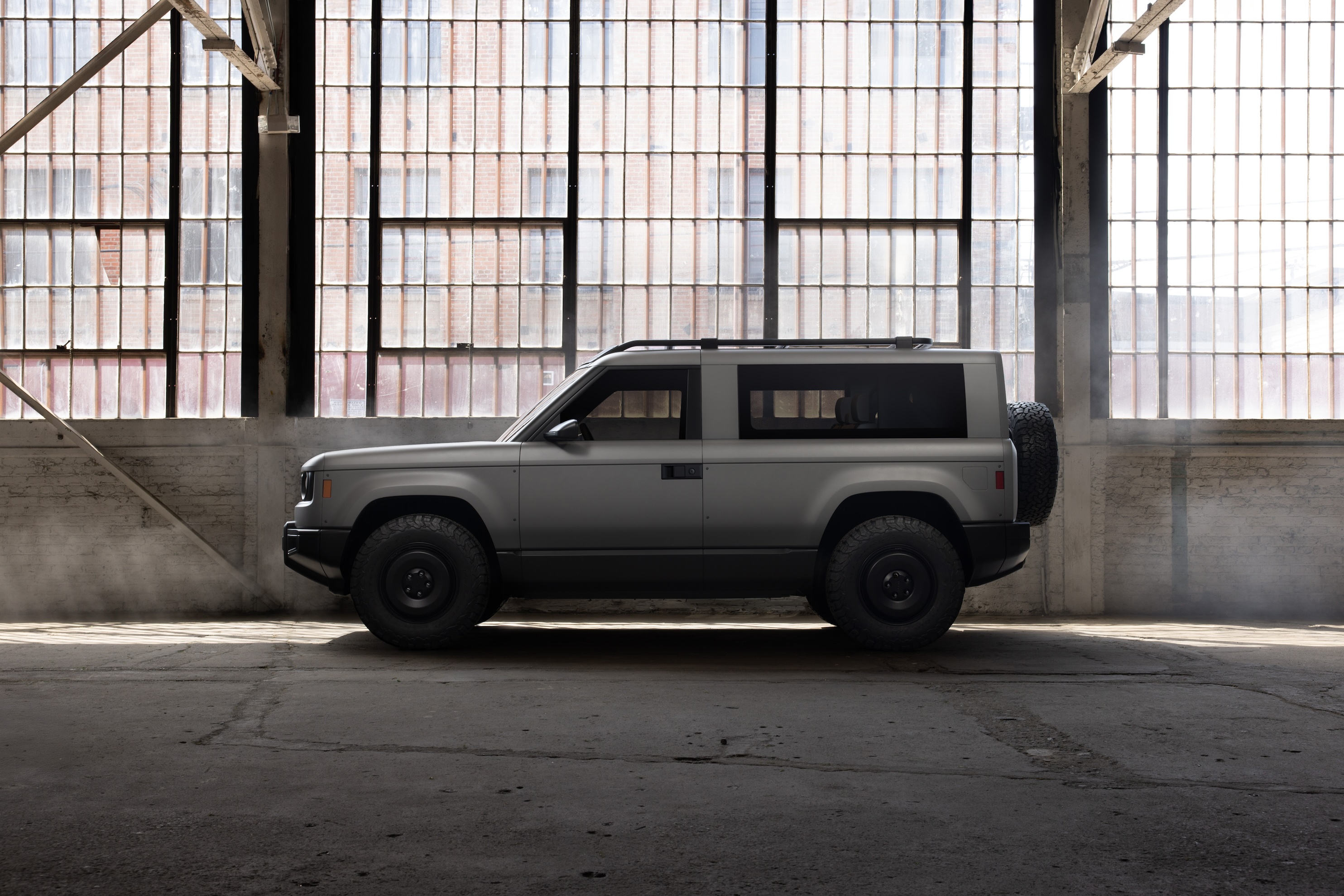 Slate Auto SUV configuration