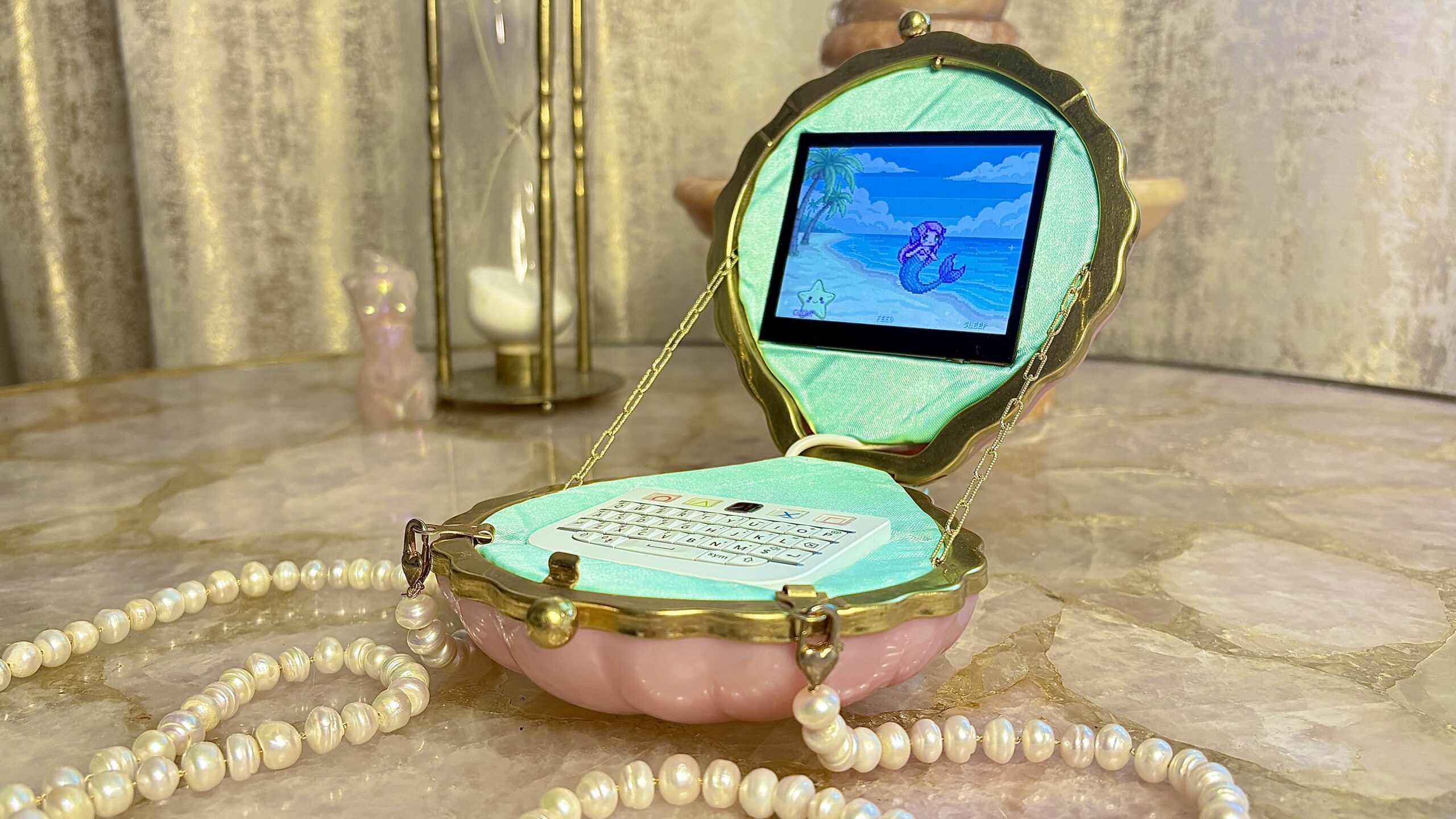 shell purse with keyboard and screen